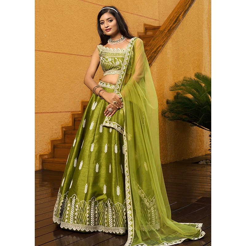 3 Pc Green Silk Semi Stitched Lehenga Set - JD986598468