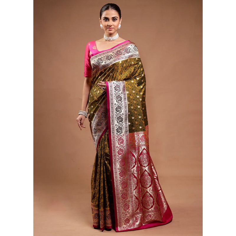Green Tanchoi Silk Saree With Blouse Piece - JD986598165