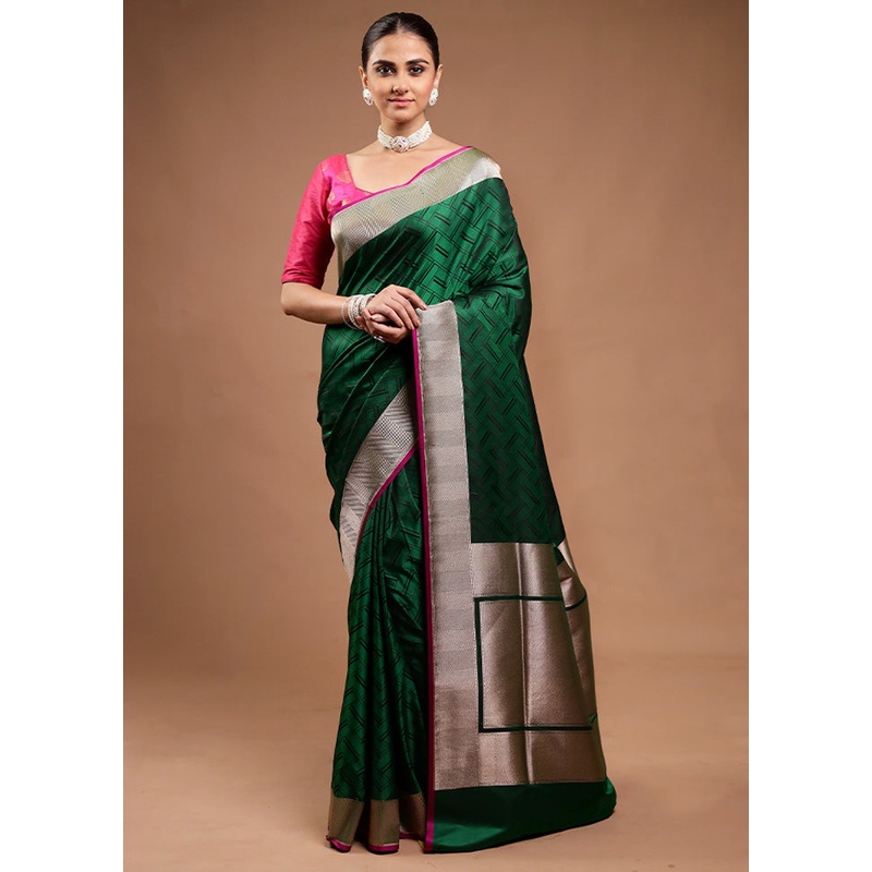 Green Uppada Silk Saree With Blouse Piece - JD986598163