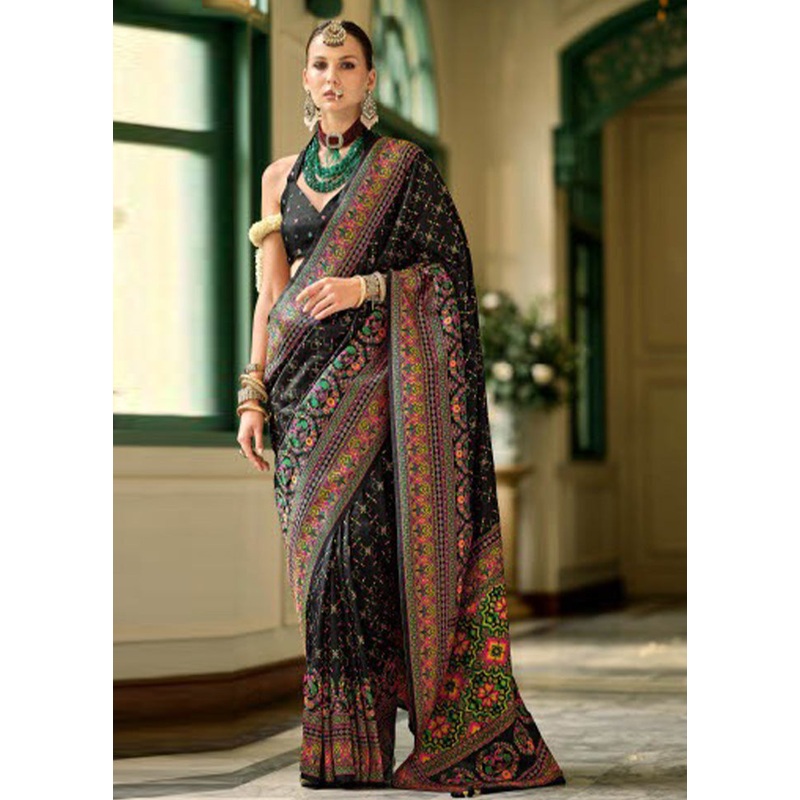 Black Banarasi Silk Saree With Blouse Piece - JD986597870