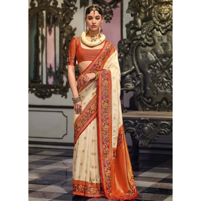 Cream Banarasi Silk Saree With Blouse Piece - JD986597865