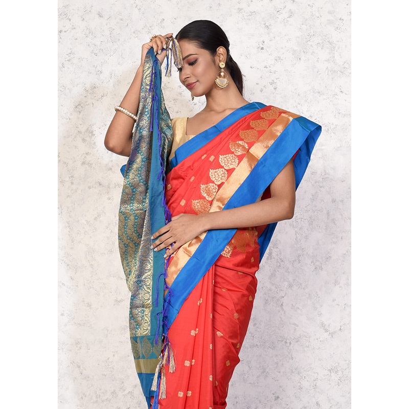 Red Kanjivaram Silk Saree With Blouse Piece - JD986596861