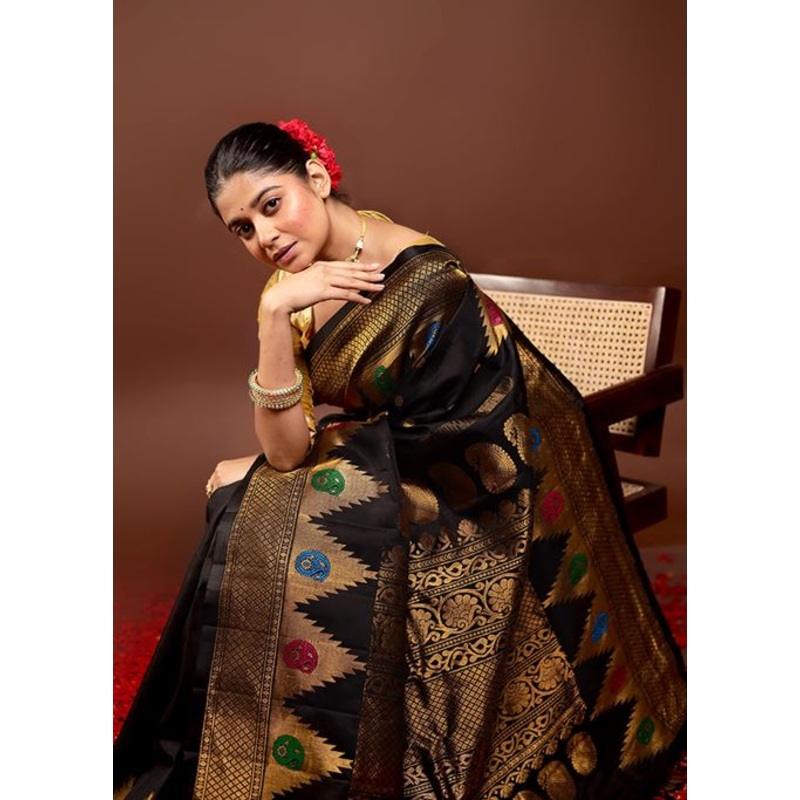 Black Gadwal Pure Silk Saree Without Blouse Piece - JD986596003