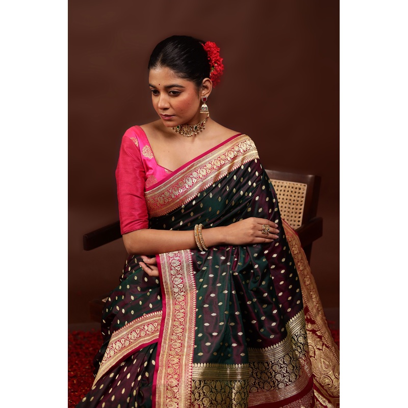 Green Handloom Banarasi Pure Silk Saree With Blouse Piece - JD986595987