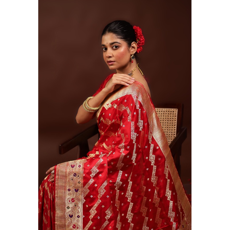 Red Handloom Banarasi Pure Silk Saree With Blouse Piece - JD986595966