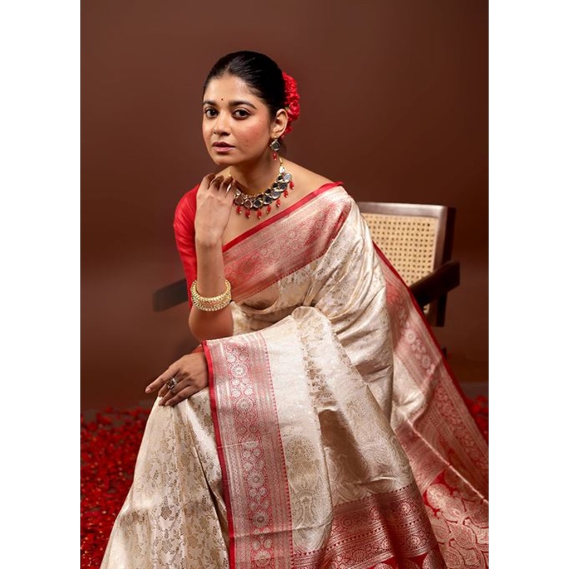 White Handloom Banarasi Pure Silk Saree With Blouse Piece - JD986595959