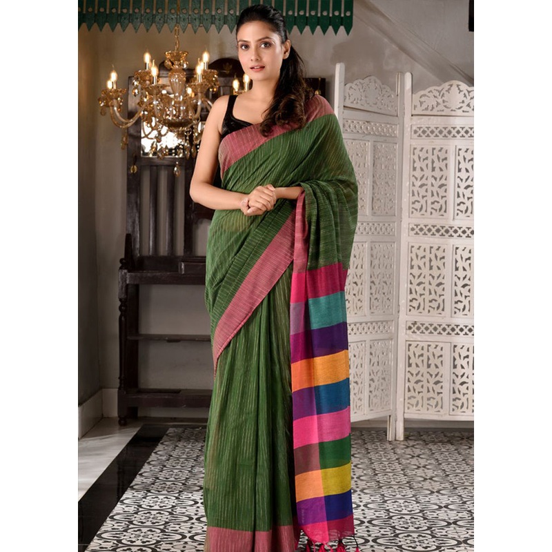 Green Pure Cotton Textured Saree With Blouse - JD986595832