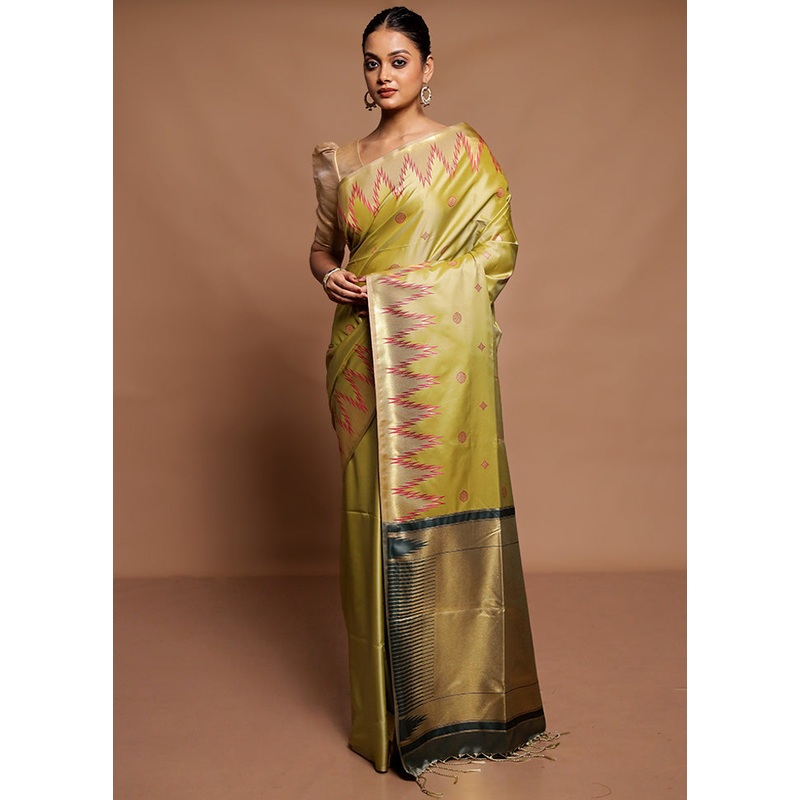 Green Kanjivaram Silk Saree With Blouse Piece - JD986591606
