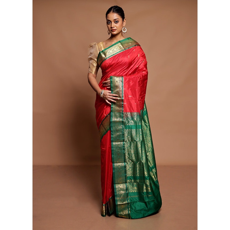 Red Handloom Kanjivaram Pure Silk Saree With Blouse Piece - JD986591575
