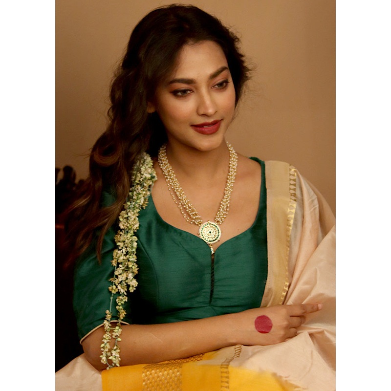 Green Silk Designer Blouse - JD986591422