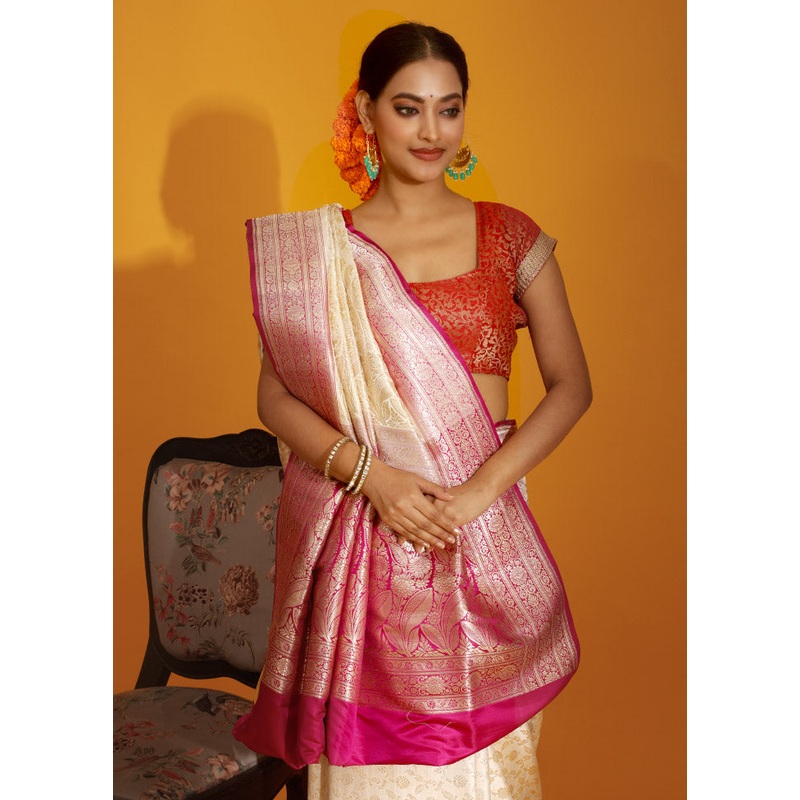 Cream Banarasi Pure Silk Saree With Blouse Piece - JD986589762