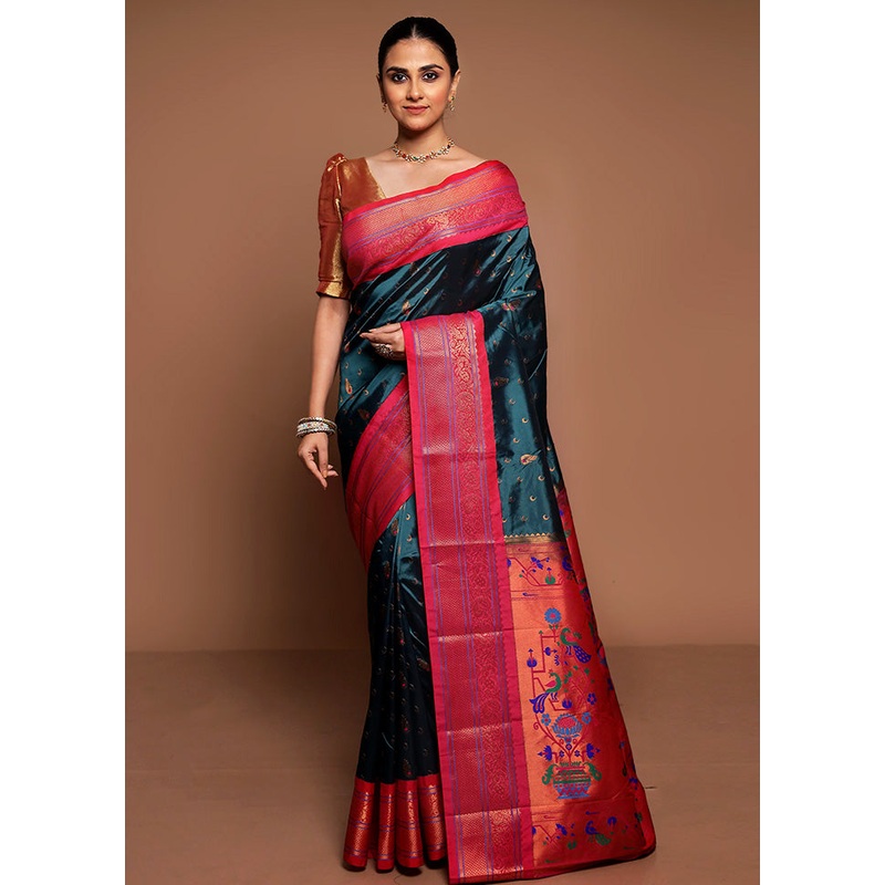 Green Kanjivaram Silk Saree With Blouse Piece - JD986589440