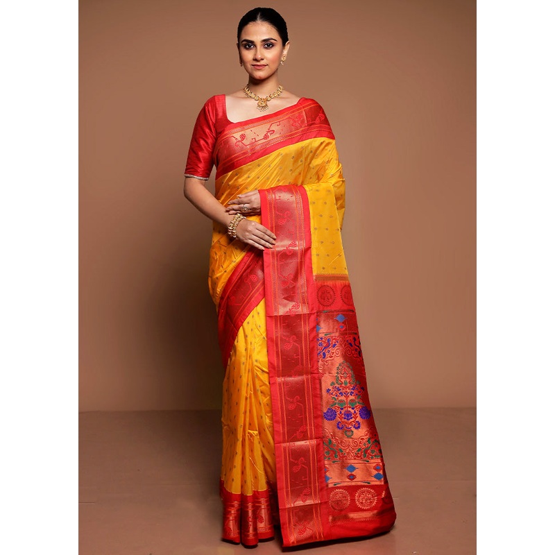Yellow Kanjivaram Silk Saree With Blouse Piece - JD986589391