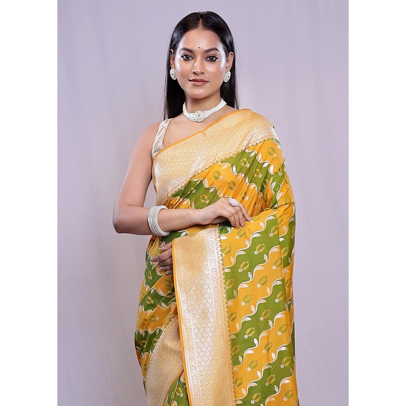 Multicolor Uppada Silk Saree With Blouse Piece - JD986588671