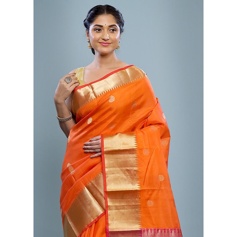 Rust Kanjivaram Pure Silk Saree With Blouse Piece - JD986588795