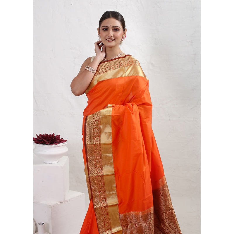 Rust Kanjivaram Silk Saree With Blouse Piece - JD986588793