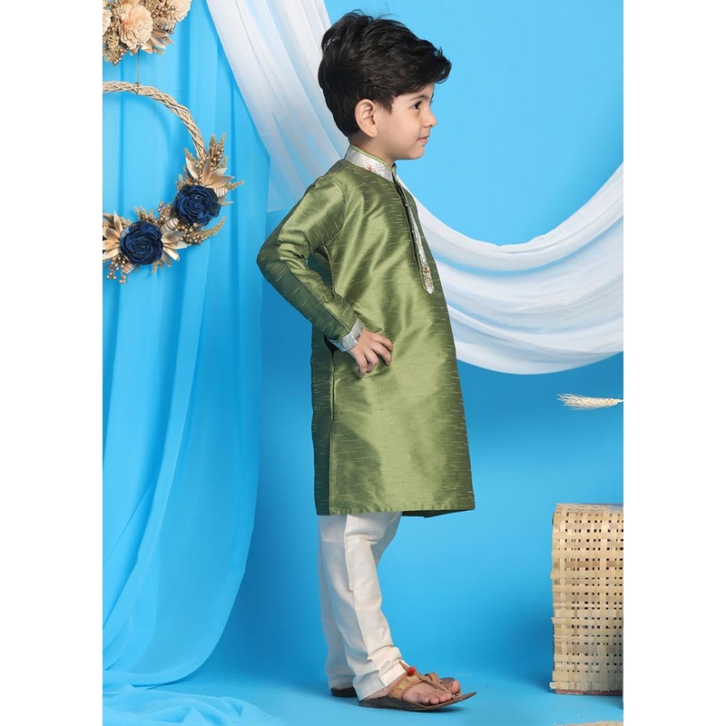 2 Pc Green Silk Kurta Pajama Set - JD986587898