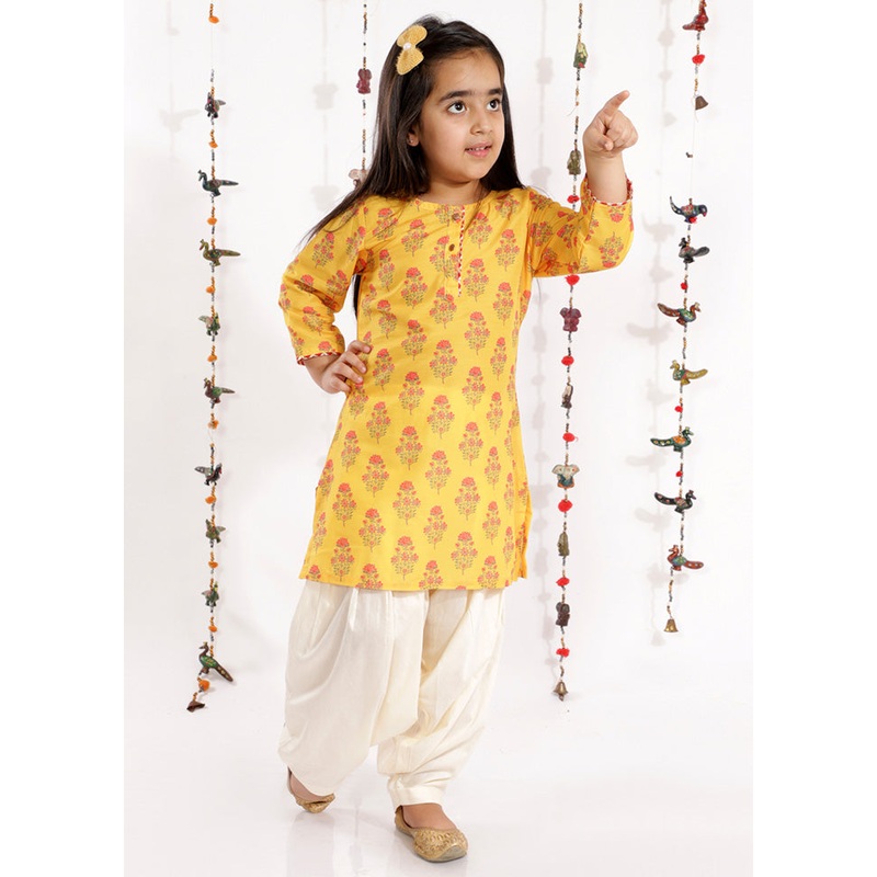 Yellow Cotton Linen Printed Floral Kurta And Patiala Pant Set - JD986587950