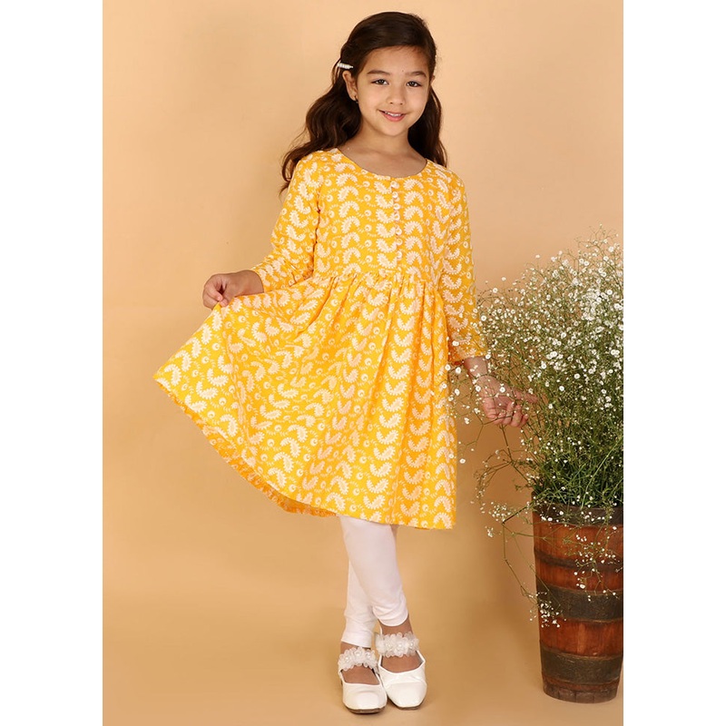 Yellow Pure Cotton Lukhnowi Chikankari Anarkali Kurta With Cotton Leggings - JD986587935
