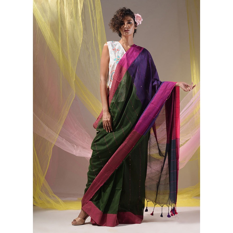 Green Pure Cotton Saree With Blouse Piece - JD986587409