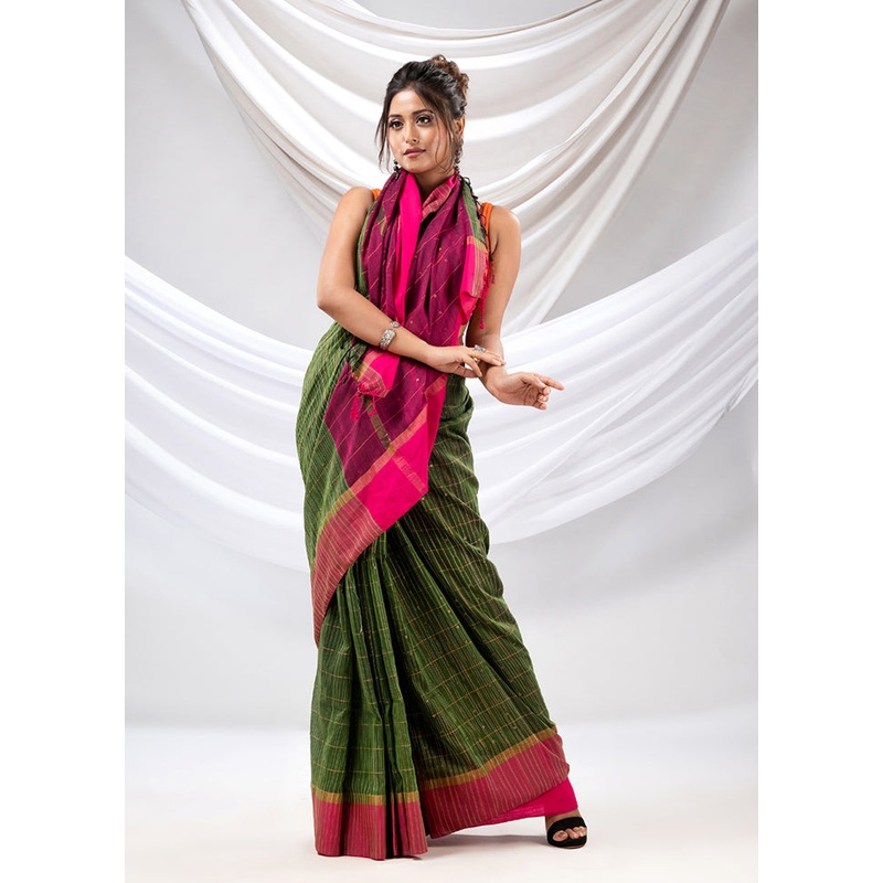 Green Pure Cotton Saree With Blouse Piece - JD986587426