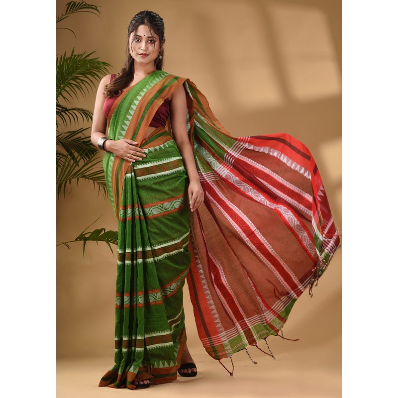 Green Pure Cotton Saree With Blouse Piece - JD986587440