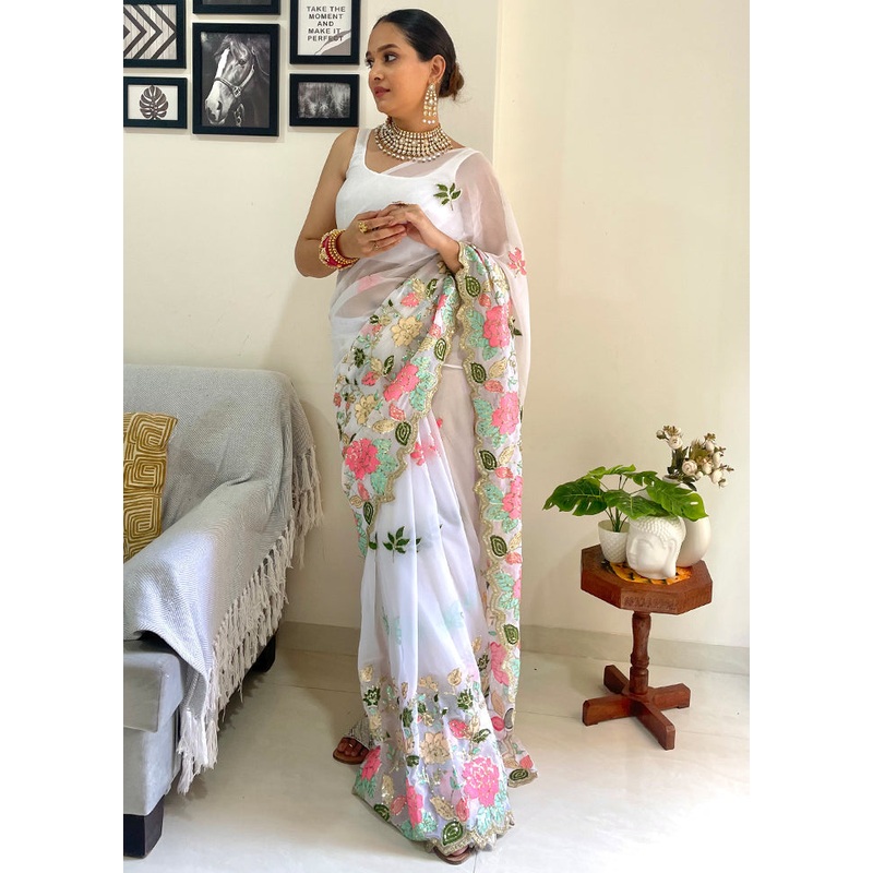 White Georgette Saree With Blouse Piece - JD986585964