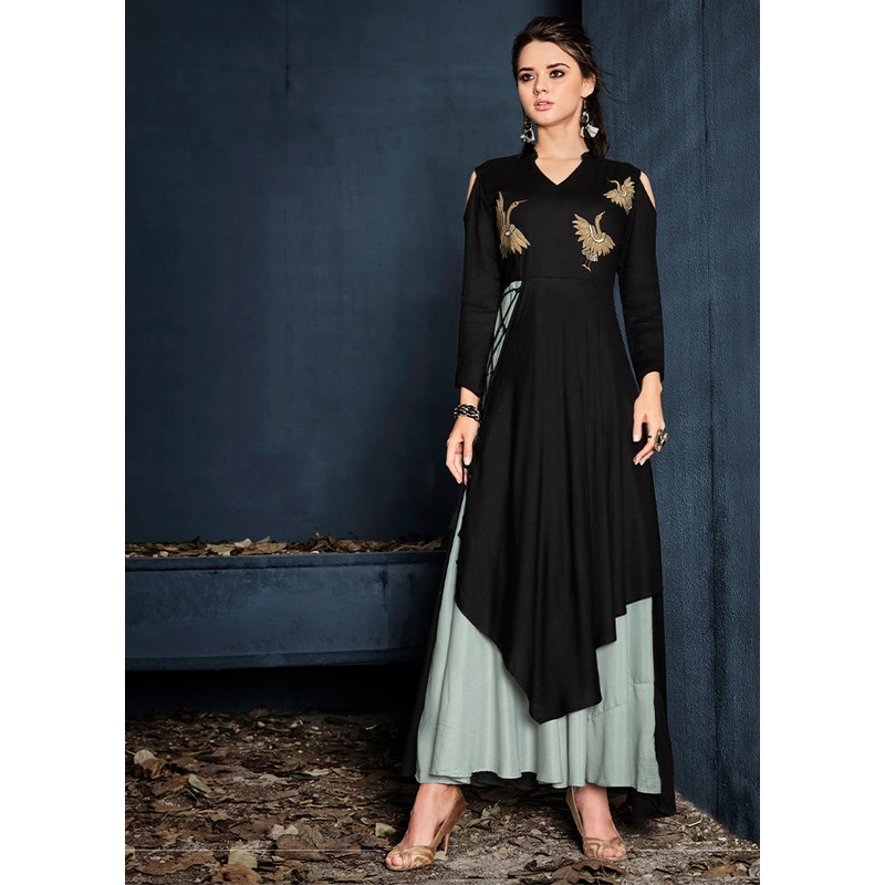 Black Readymade Rayon Gown - JD986585319