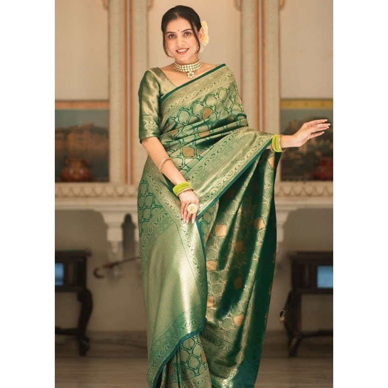 Green Banarasi Silk Saree With Blouse Piece - JD986584984