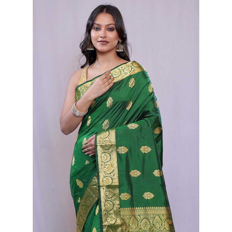 Green Kanjivaram Silk Saree With Blouse Piece - JD986584713