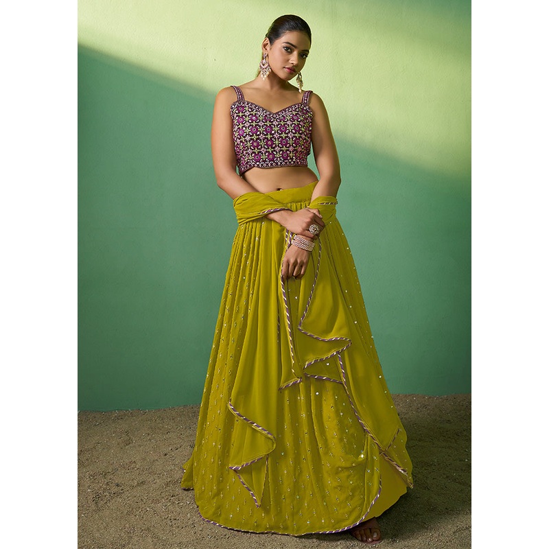 3 Pc Green Georgette Semi Stitched Lehenga Set - JD986584183