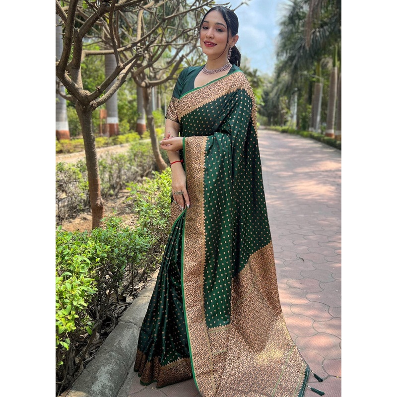 Dark Green Silk Saree With Blouse Piece - JD986583818