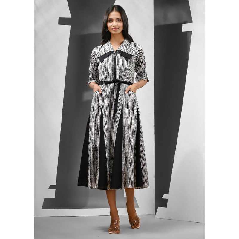 White Readymade Cotton Indian Dress - JD986583095