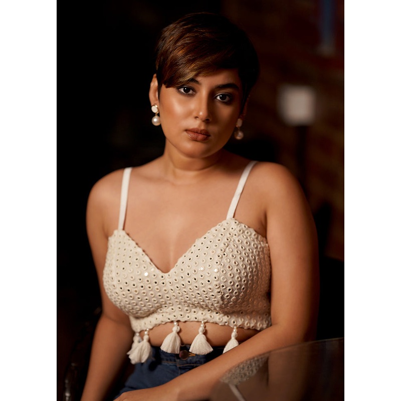 White Embroidered Designer Blouse - JD986581627