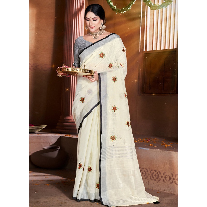 Off White Silk Saree With Blouse Piece - JD986581083