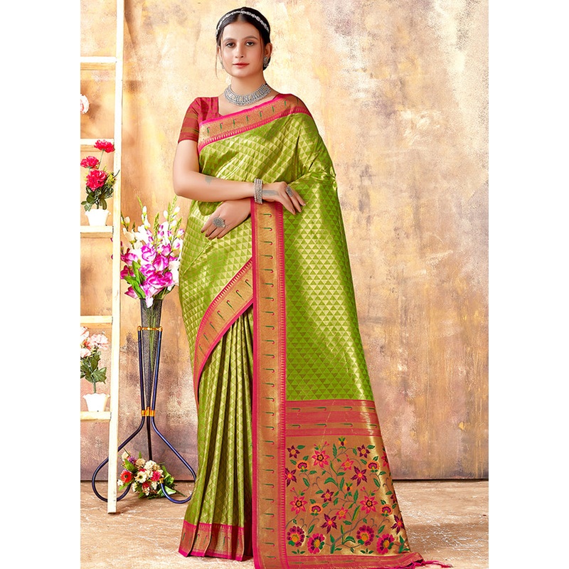 Green Spun Silk Saree With Blouse Piece - JD986580373
