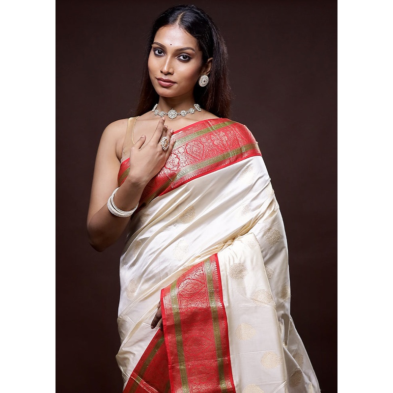 Cream Kanjivaram Silk Saree With Blouse Piece - JD986580113