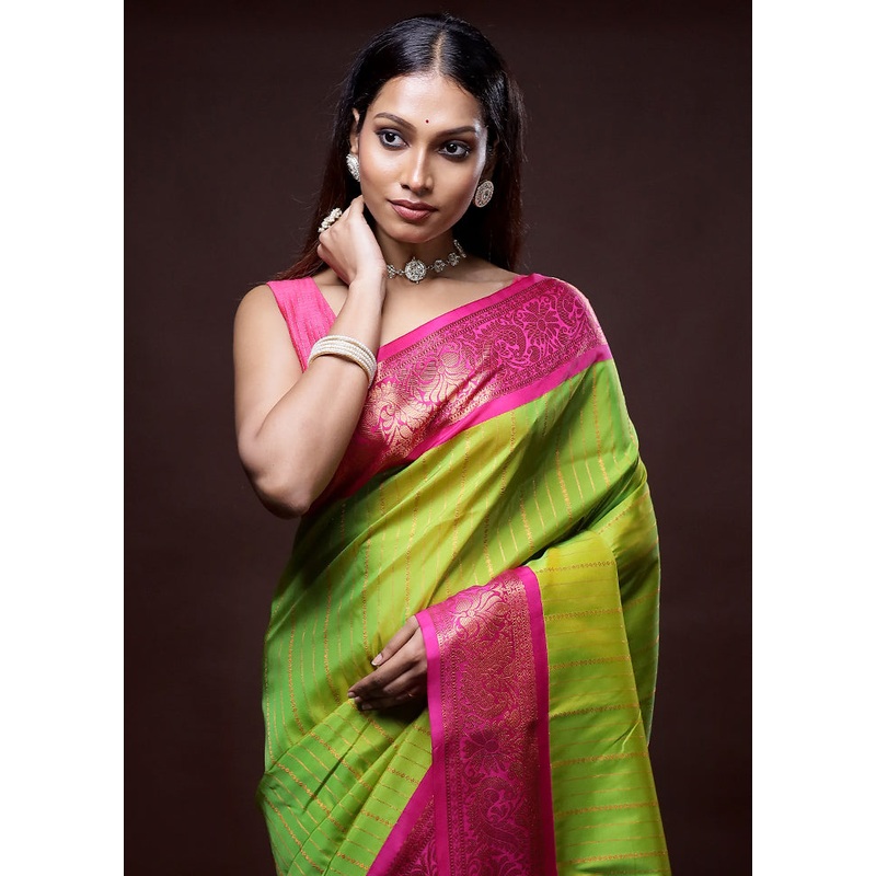 Green Kanjivaram Silk Saree With Blouse Piece - JD986580108