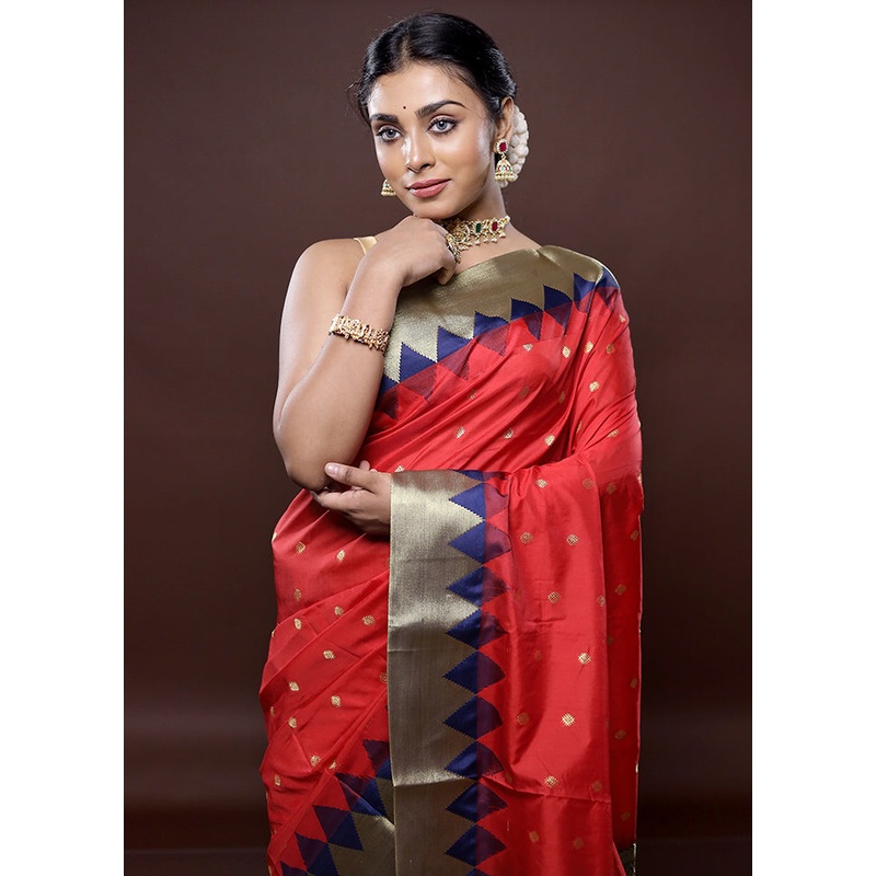 Red Kanjivaram Silk Saree With Blouse Piece - JD986580065