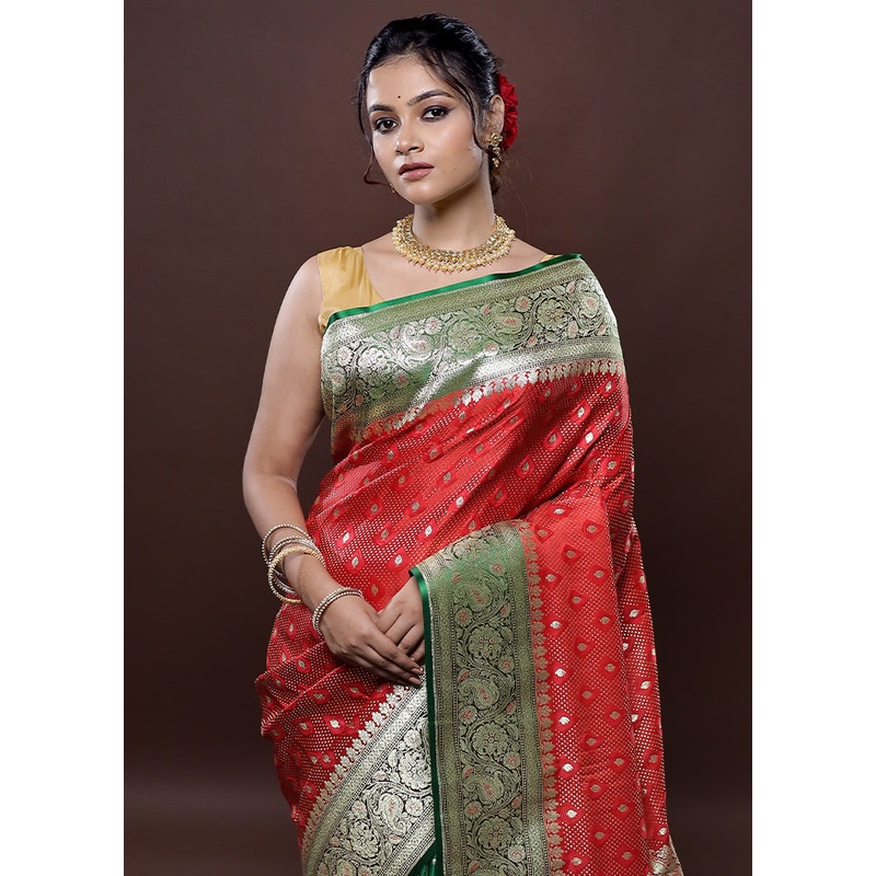 Red Tanchoi Banarasi Silk Saree With Blouse Piece - JD986580024