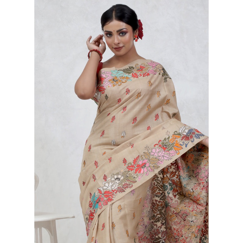 Cream Kantha Stitch Pure Silk Saree With Blouse Piece - JD986579689