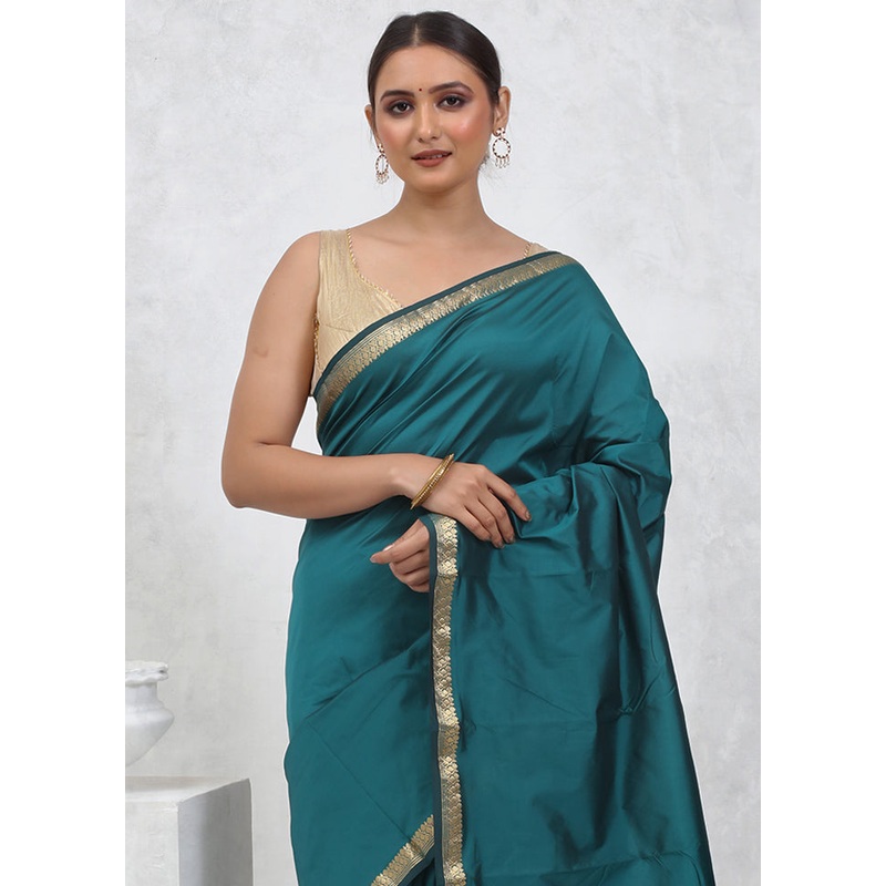 Green Kanjivaram Silk Saree With Blouse Piece - JD986579545