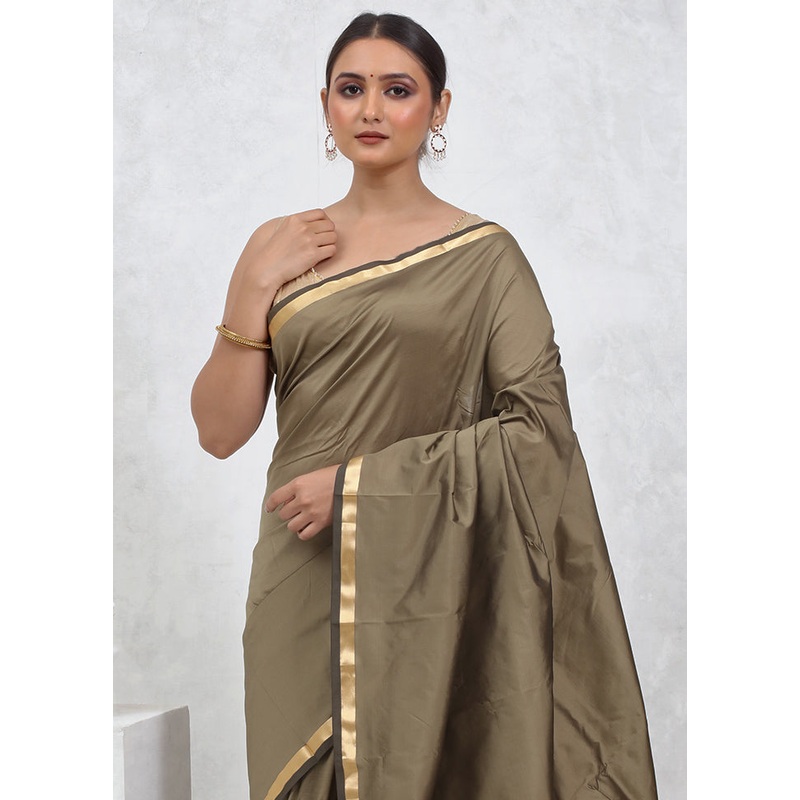 Green Kanjivaram Silk Saree With Blouse Piece - JD986579546