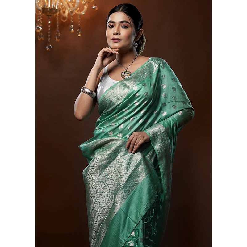 Green Cotton Saree With Blouse Piece - JD986579278