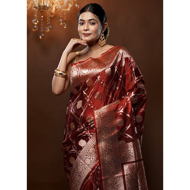 Maroon Banarasi Silk Saree With Blouse Piece - JD986579259